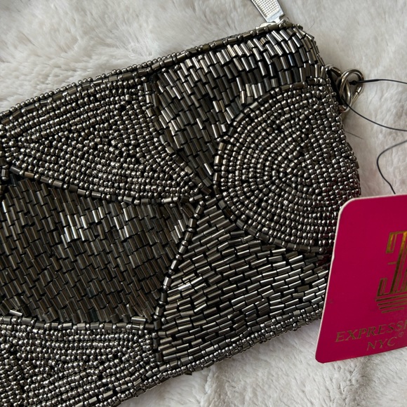 NWT Black and Silver Beaded Sequined Clutch - Picture 5 of 10